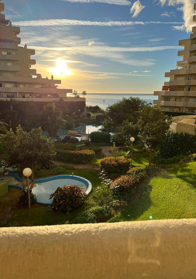 Benalbeach Sea View 24H Entry Беналмадена Екстериор снимка