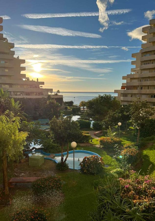 Benalbeach Sea View 24H Entry Беналмадена Екстериор снимка